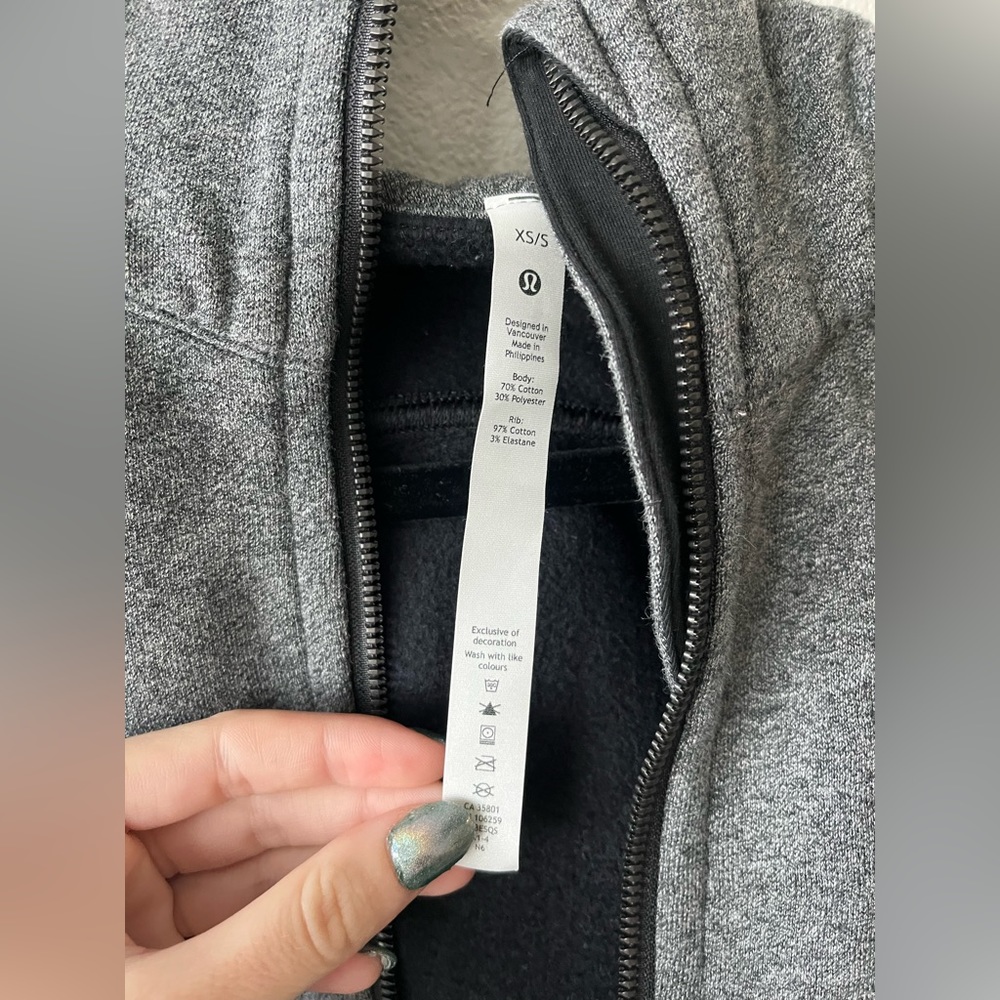 NWOT Lululemon Scuba Oversized Full Zip - Picture 12 of 12